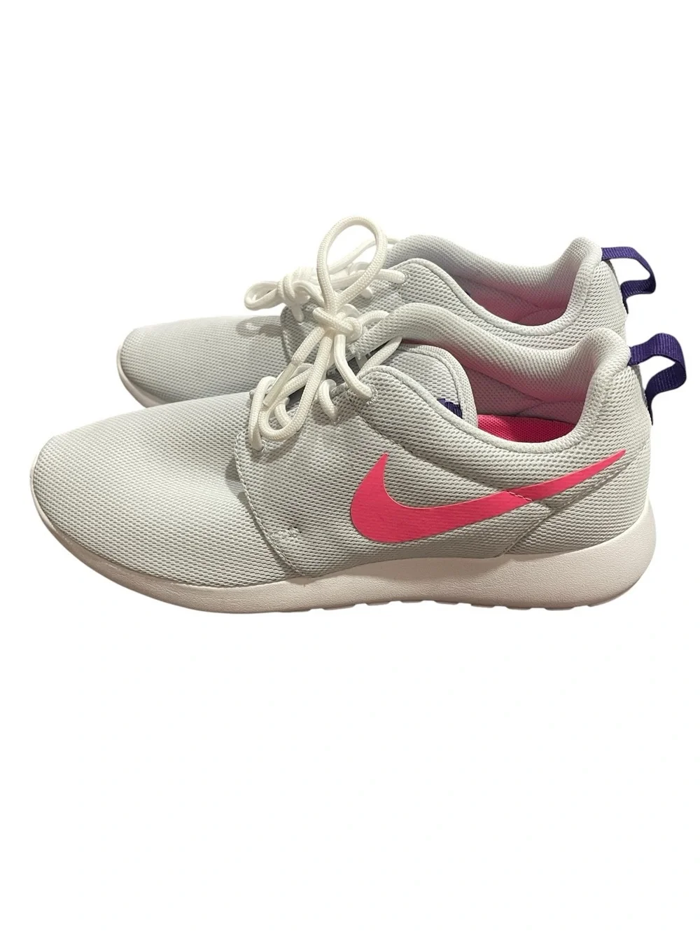 Nike Roshe One Flyknit Women's Pure Platinum Pink Razor Sneakers Size 9.5